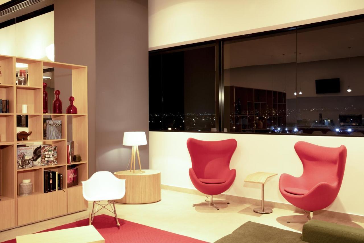 Fiesta Inn Parque 푸에블라 외부 사진