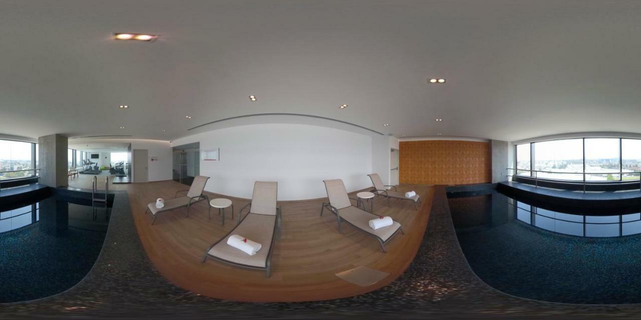 Fiesta Inn Parque 푸에블라 외부 사진